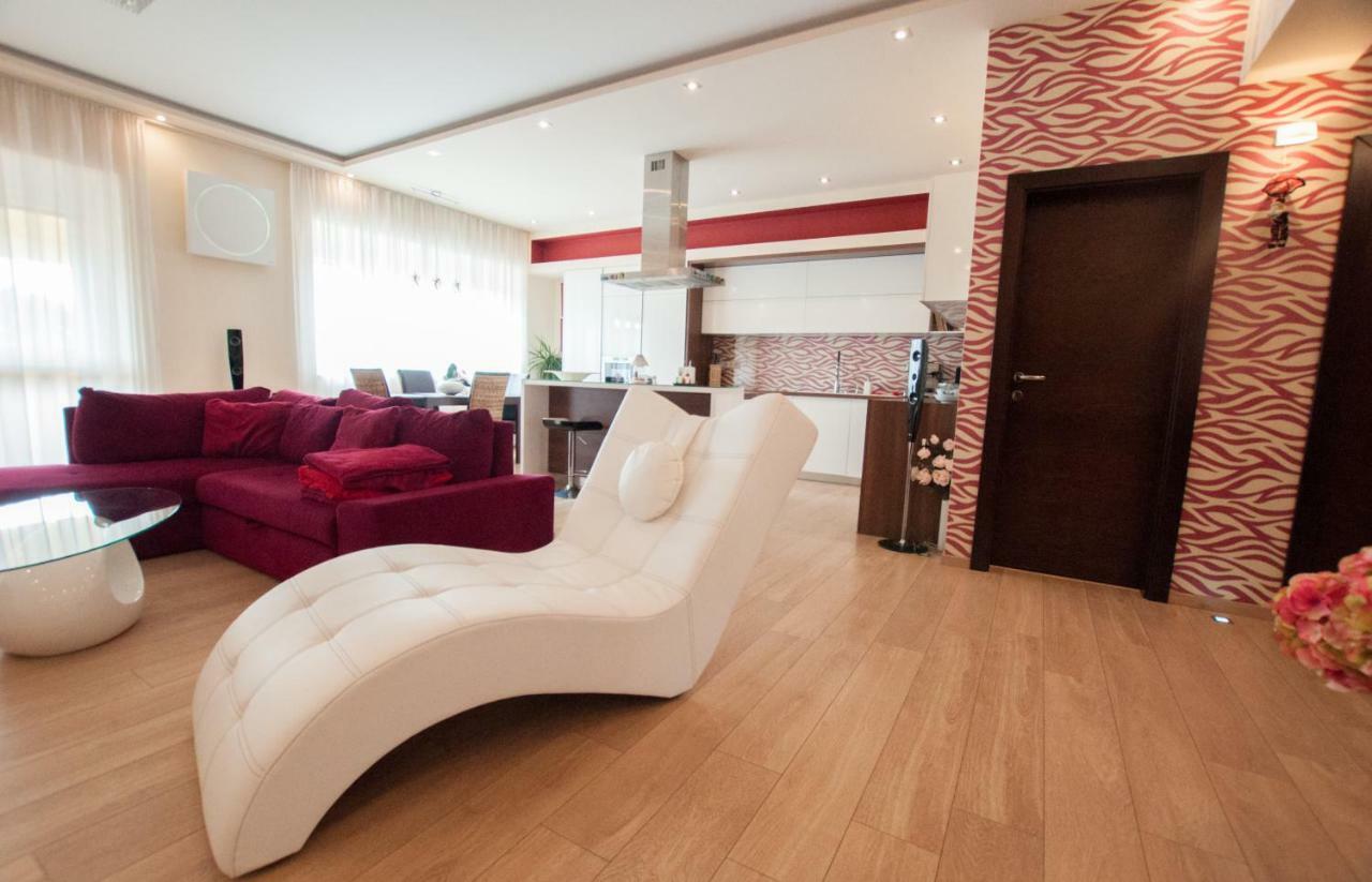 Prestige Apartment Komarno Exterior photo